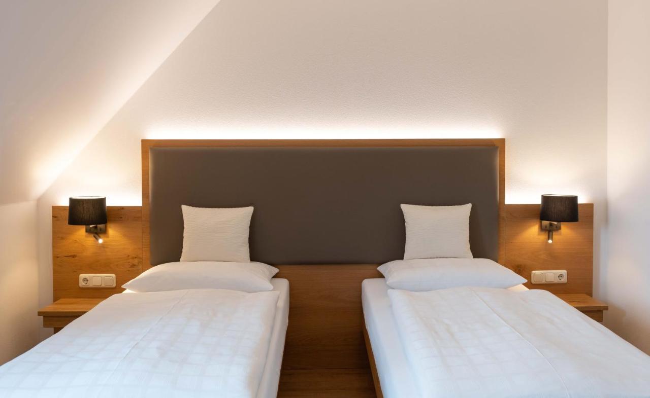 Hotel Gasthof Rosenwirt Au in der Hallertau Екстер'єр фото