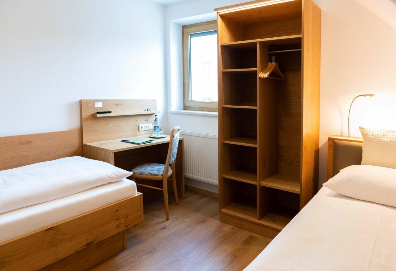 Hotel Gasthof Rosenwirt Au in der Hallertau Екстер'єр фото